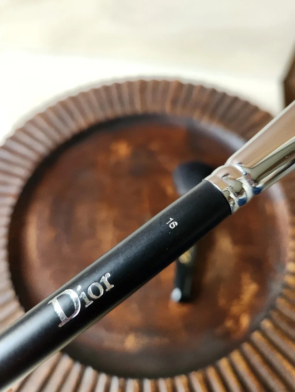 Dior blush brush